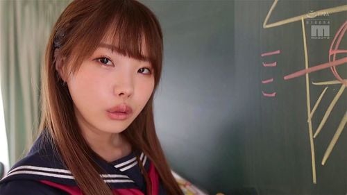 【松本いちか】貧乳小悪魔がスベスベおまんことむっちり太ももで男を弄ぶ