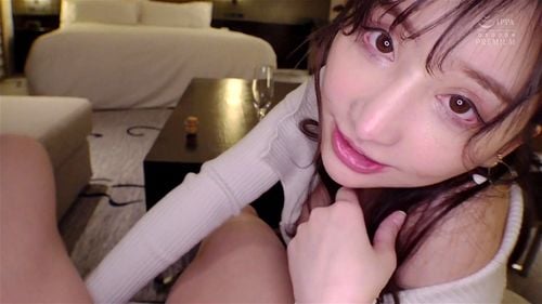 【おすすめ】綺麗でエッチな爆乳お姉さんと24時間お泊り中出しデート！