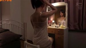 旦那の上司に犯された美乳妻！中年チンポにハマって不倫エッチ！
