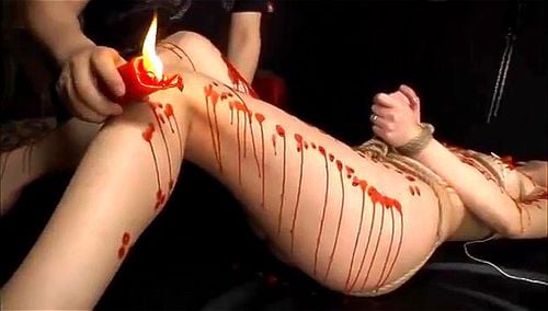 【ミラ狂美】変態ドMおばさんが拘束されてアツアツろうそくで調教される！